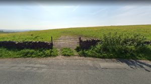 Photo 1- click for photo gallery